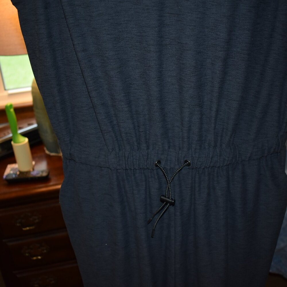 jumpsuit - Picture 2 of 8